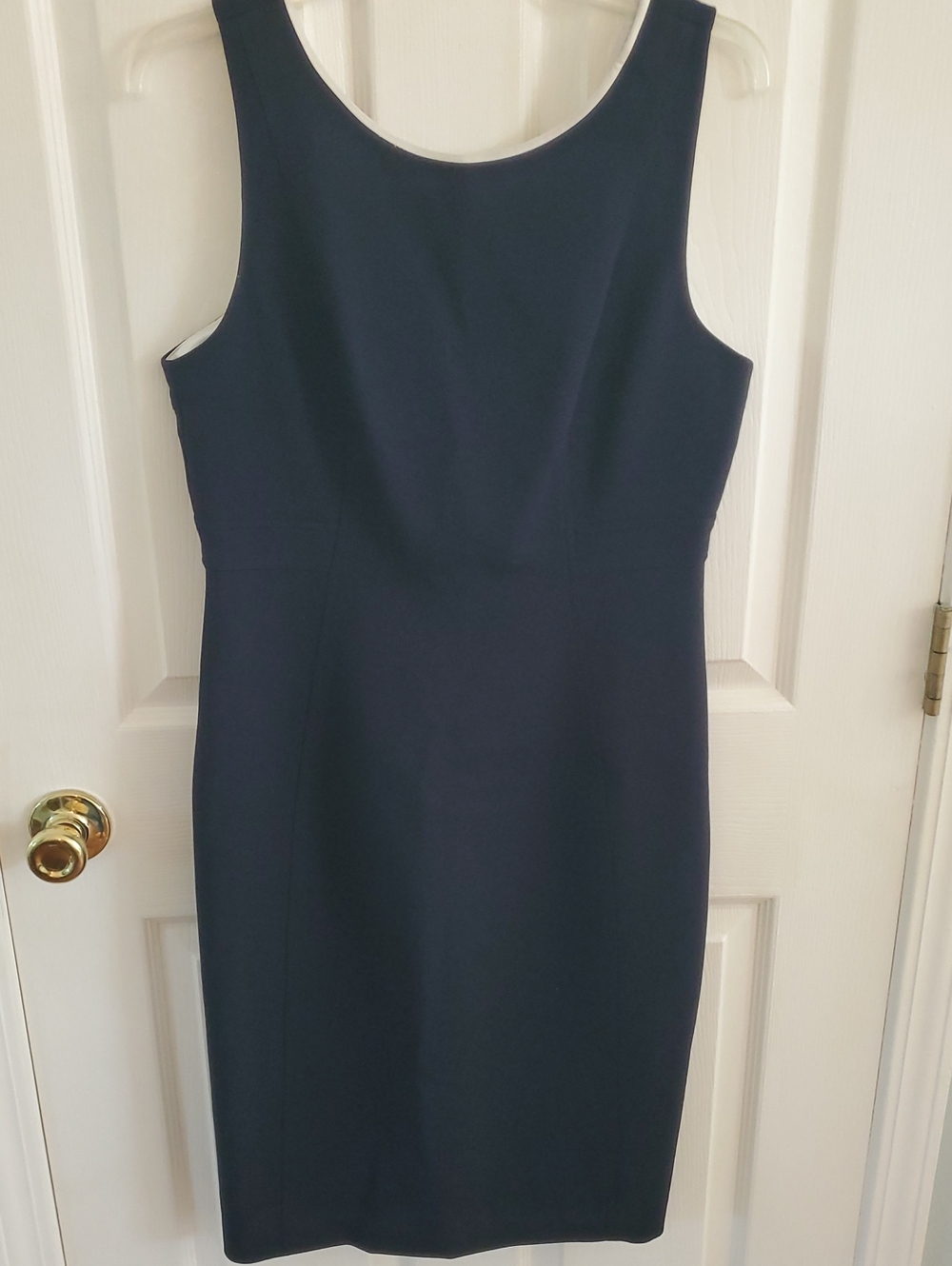 Elie Tahari Navy Sleeveless Sheath Dress